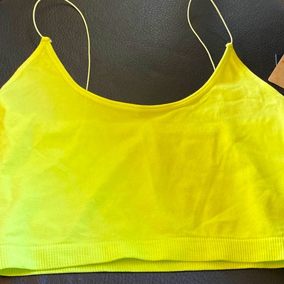 Free!!! Crop Top - Picture 1 of 2